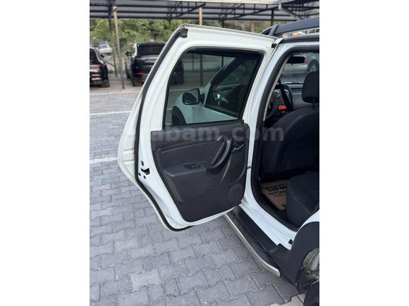 TİNK OTOMOTİV'DEN DUSTERR