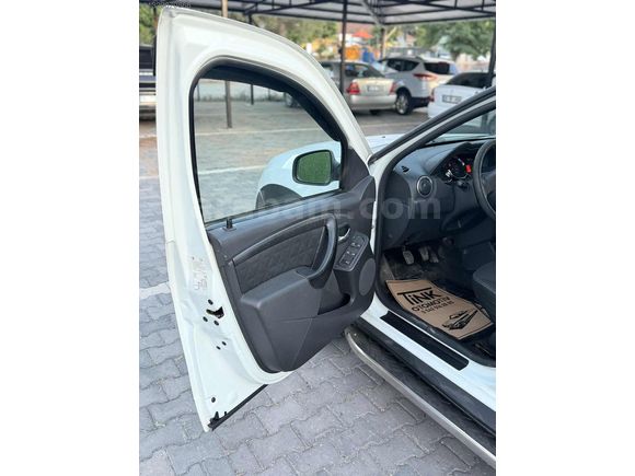 TİNK OTOMOTİV'DEN DUSTERR