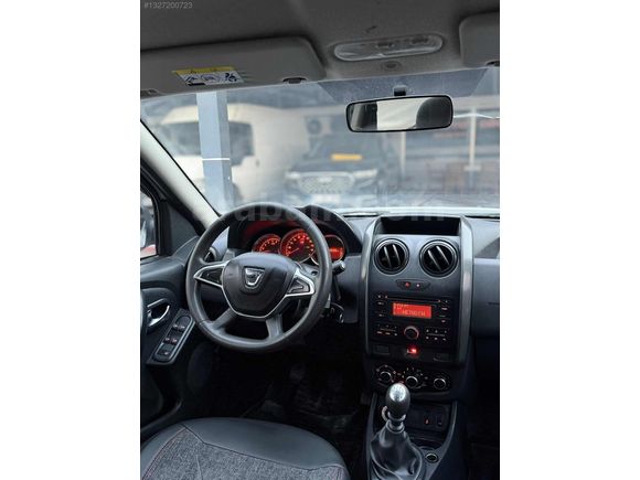 ALTINYÜZÜK MOTORS DACİA DUSTER 4x4 LAUREATE LOOK