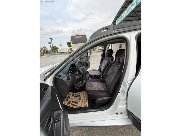 GARAJ ARACI 2014 DUSTER 1'5 DCI 105 KM'DE HATASIZ FUL BAKIMLI..