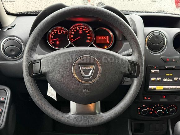 ROYAL AUTO'dan 2014 DUSTER İLK EL 1.5 DCİ LAUREATE 97km KUSURSUZ