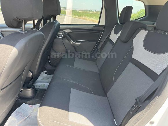 2017 Duster 1.5 DCI 4x2 Laureate