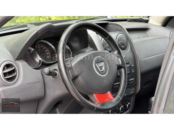 "VLK" 2015 HATASIZ DUSTER 1.5 DCi 4x4 LAUREATE K.KARTI 12 TAKSİT