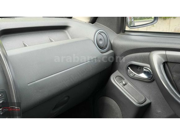 "VLK" 2015 HATASIZ DUSTER 1.5 DCi 4x4 LAUREATE K.KARTI 12 TAKSİT