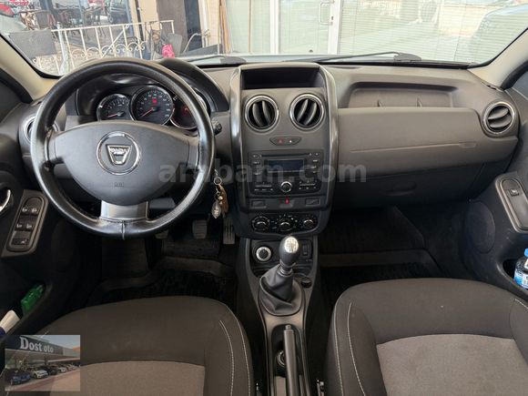 4X4 Dört Çeker! 1.5 DİZEL! boya değişen tramer YOK! Dacia DUSTER