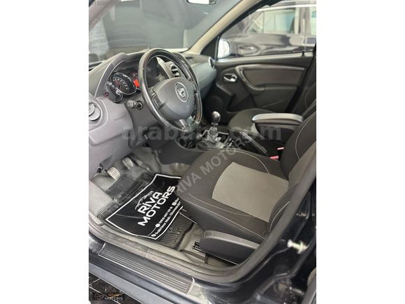RİVA MOTORS'DAN HATASIZ B 2017 DACİA DUSTER 71.KM LAUREATE LOOK