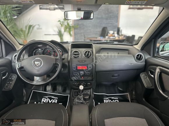 RİVA MOTORS'DAN HATASIZ B 2017 DACİA DUSTER 71.KM LAUREATE LOOK
