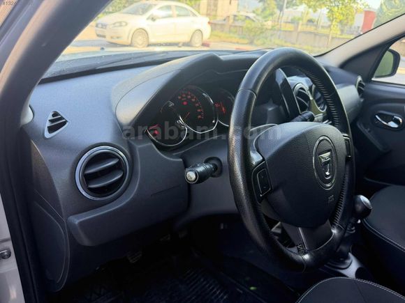 106 Km Dacia Duster 1.5 Dci Full +Full 1 parça boyalı