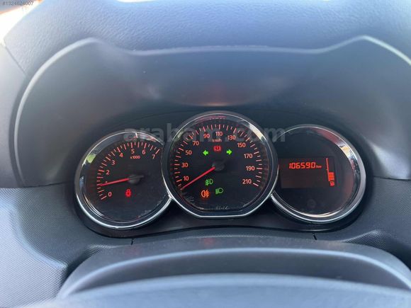 106 Km Dacia Duster 1.5 Dci Full +Full 1 parça boyalı