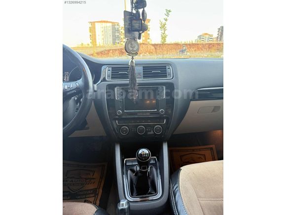 EFENDY OTOMOTİV DEN DÜŞÜK KM 2015 JETTA