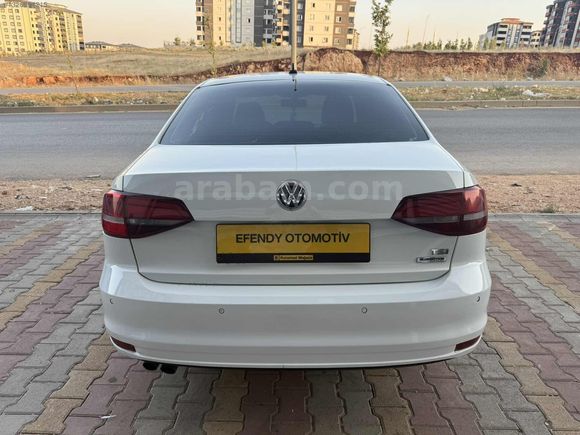 EFENDY OTOMOTİV DEN DÜŞÜK KM 2015 JETTA