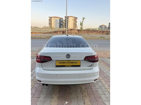 EFENDY OTOMOTİV DEN DÜŞÜK KM 2015 JETTA
