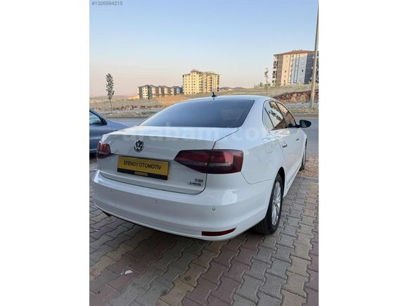 EFENDY OTOMOTİV DEN DÜŞÜK KM 2015 JETTA