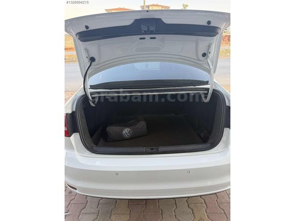 EFENDY OTOMOTİV DEN DÜŞÜK KM 2015 JETTA