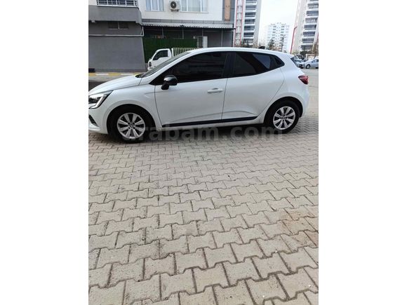 Sahibinden Renault Clio 1.0 SCe Joy 2023 Model 