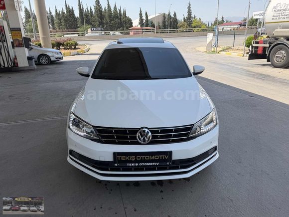 --- TEKİŞ'DEN BAKIMLI MASRAFSIZ SANROOFLU JETTA --