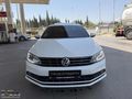 --- TEKİŞ'DEN BAKIMLI MASRAFSIZ SANROOFLU JETTA --