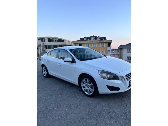 Sahibinden Volvo S60 2.0 D Advance 2011 Model