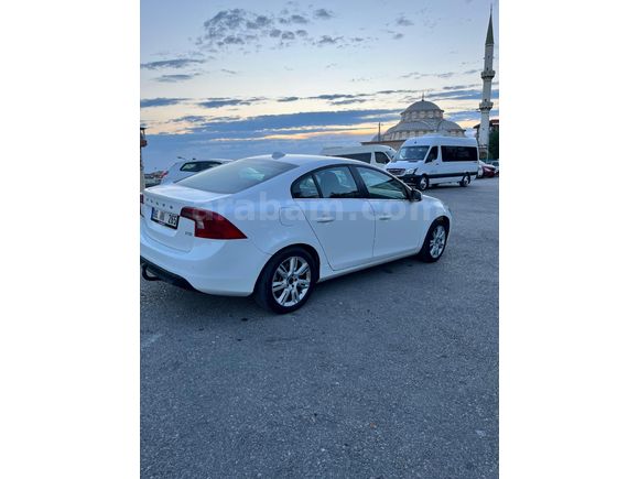Sahibinden Volvo S60 2.0 D Advance 2011 Model