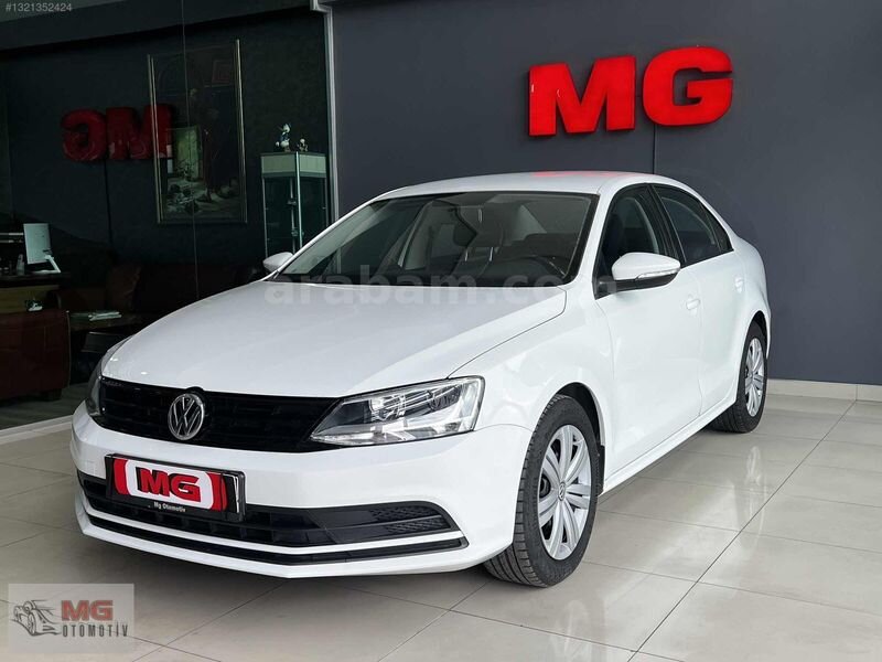 Galeriden Volkswagen Jetta 1.4 TSi BlueMotion Trendline 2015 Model Ankara 146.000 km Beyaz
