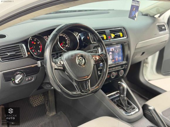 //SANCAK AUTO''DAN JETTA 1.4TSİ Sunroof'lu//