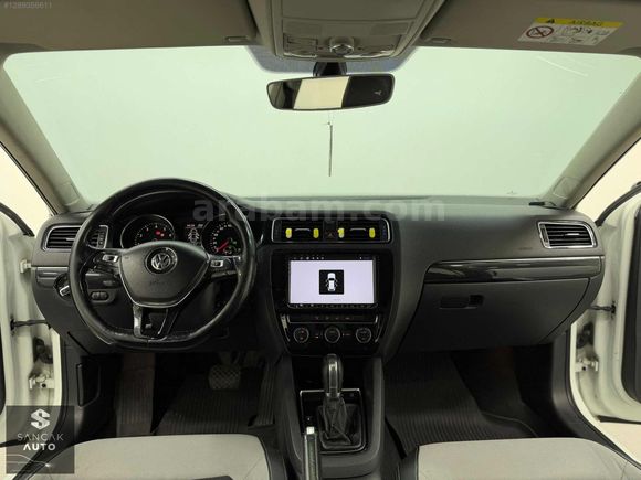 //SANCAK AUTO''DAN JETTA 1.4TSİ Sunroof'lu//