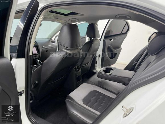 //SANCAK AUTO''DAN JETTA 1.4TSİ Sunroof'lu//
