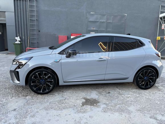 Sahibinden Renault Clio 1.0 TCe Techno Esprit Alpine Servis Bakımlı Garantili 
