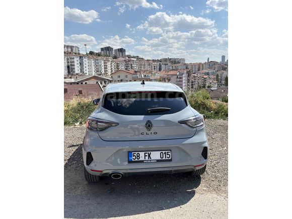 Sahibinden Renault Clio 1.0 TCe Techno Esprit Alpine Servis Bakımlı Garantili 