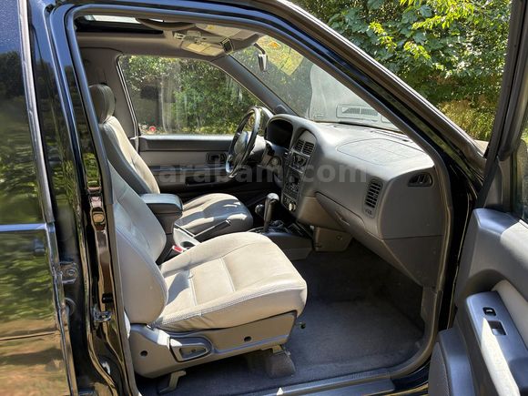 Sahibinden Nissan Pathfinder 3.3 V6 1997 Model 