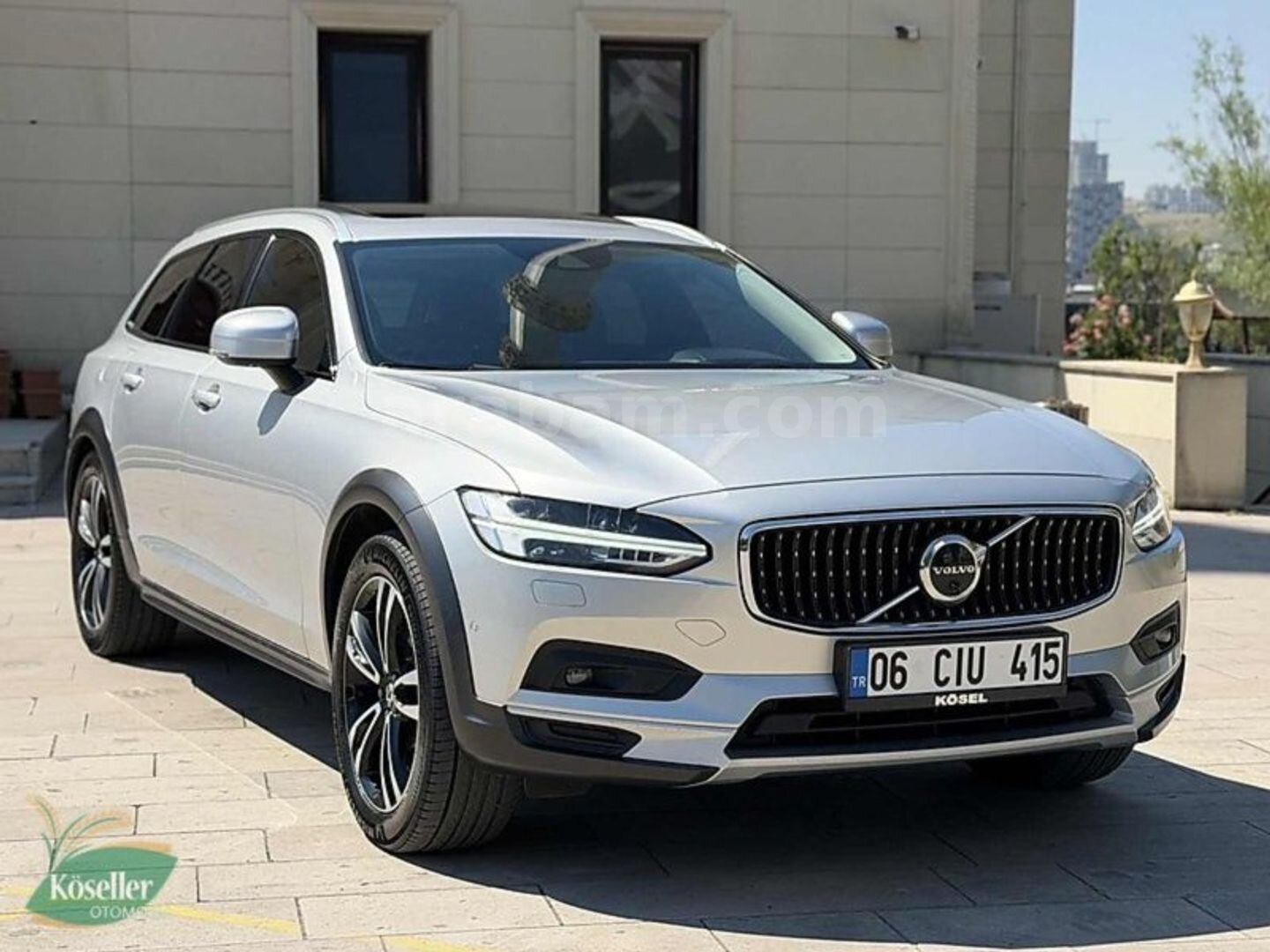 Galeriden Volvo V90 Cross Country 2.0 B5 Pro 2020 Model Ankara 184.000 km Gri 1