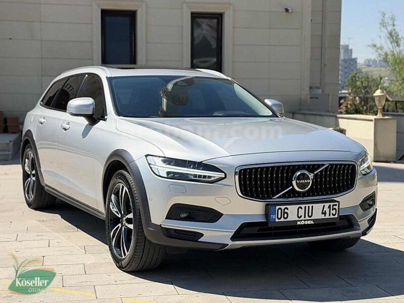 Galeriden Volvo V90 Cross Country 2.0 B5 Pro 2020 Model Ankara 184.000 km Gri