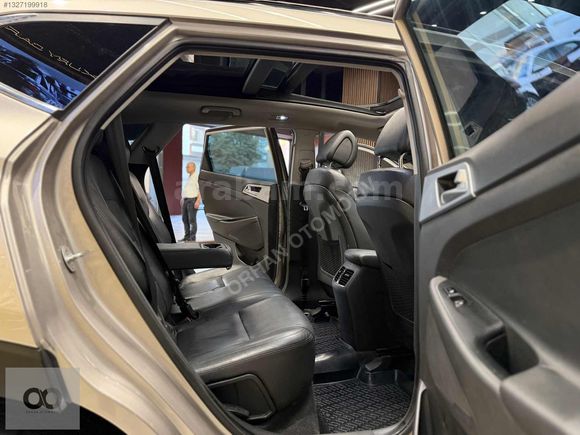 2016 ÇIKIŞ ELİT PLUS TEMİZ AİLE ARACI ÖZEL RENK 4X4