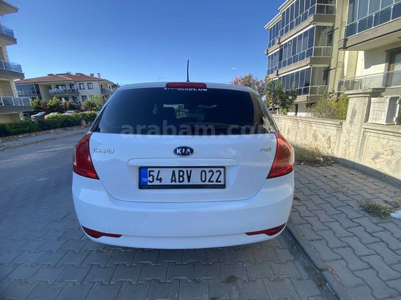 Sahibinden Kia Ceed 1.6 CRDi Motion 2012  179000 km