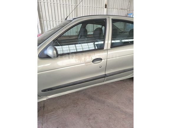 Sahibinden Renault Megane 1.6 Expression 2002 Model 