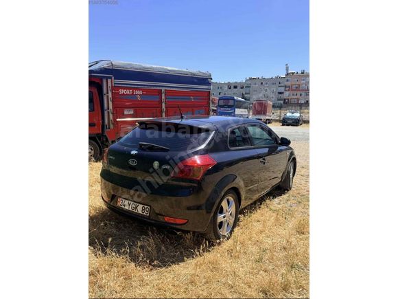 Sahibinden Kia Pro Ceed 1.6 CRDi Cool Plus 2011 Model 