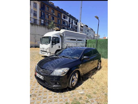 Sahibinden Kia Pro Ceed 1.6 CRDi Cool Plus 2011 Model 