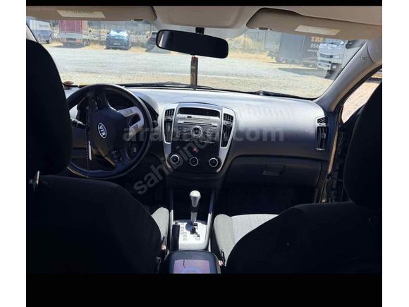 Sahibinden Kia Pro Ceed 1.6 CRDi Cool Plus 2011 Model 