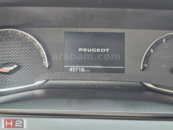 ÇAMKIRAN H2 GAZİEMİR'den2020 Peugeot 2008 1.2 Active Dynamic