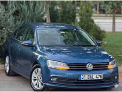 Sahibinden Volkswagen Jetta 1.6 TDi Comfortline 2015 Model  270.000 km Lacivert