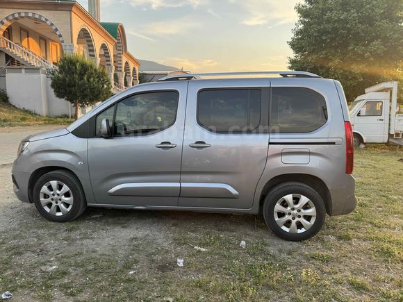 Sahibinden Opel Combo 1.5 CDTI Enjoy Style 2020 Model 