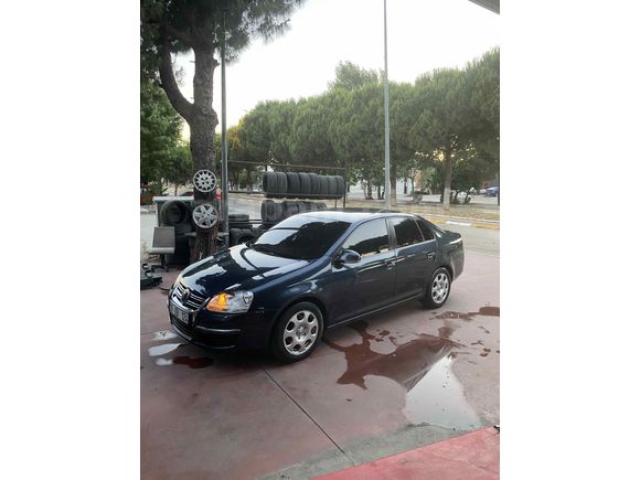 Motoru yeni yapılmıştır.