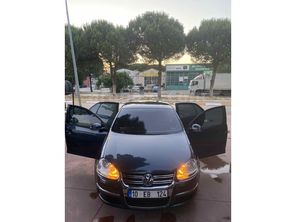 Motoru yeni yapılmıştır.