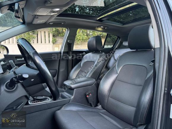 ÖZORTAKLAR'DAN 2020 SPORTAGE ELEGANCE PLUS 160 BİN KM BOYASIZ