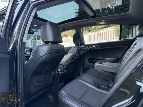ÖZORTAKLAR'DAN 2020 SPORTAGE ELEGANCE PLUS 160 BİN KM BOYASIZ