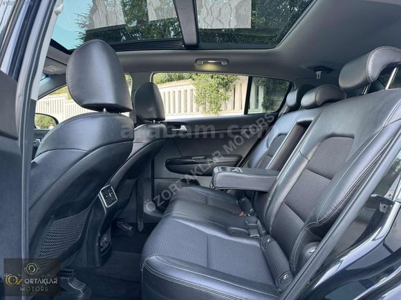 ÖZORTAKLAR'DAN 2020 SPORTAGE ELEGANCE PLUS 160 BİN KM BOYASIZ