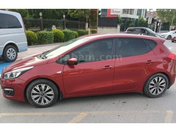 2015 mod.Kia cedd.Kaza, Değişen, Tramer yok.