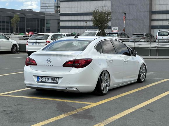 Sahibinden Opel Astra 1.6 Edition 2014 Model 