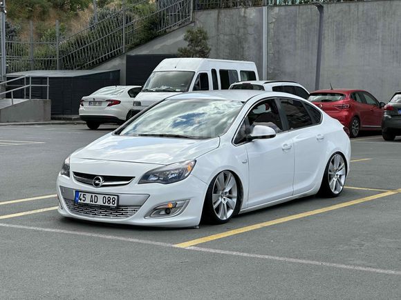 Sahibinden Opel Astra 1.6 Edition 2014 Model 