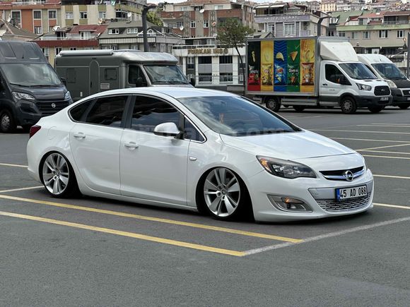 Sahibinden Opel Astra 1.6 Edition 2014 Model 